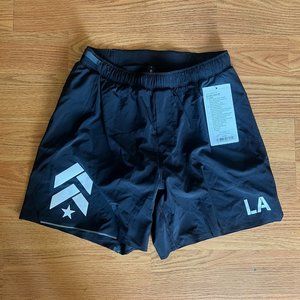 New with Tags: Lululemon x Barry's Surge Short 6" Lined (Size Medium)
